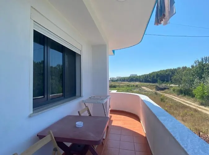 White & Blue Apartment's アパート ゴーレム