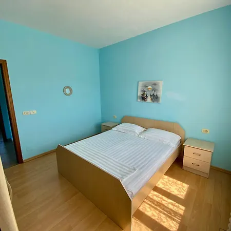 White & Blue Apartment's Lägenhet *