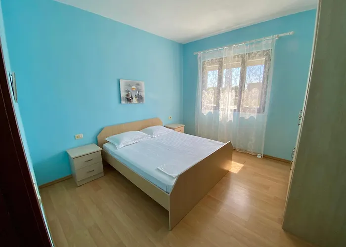 White & Blue Apartment's * Golem (Tirana)